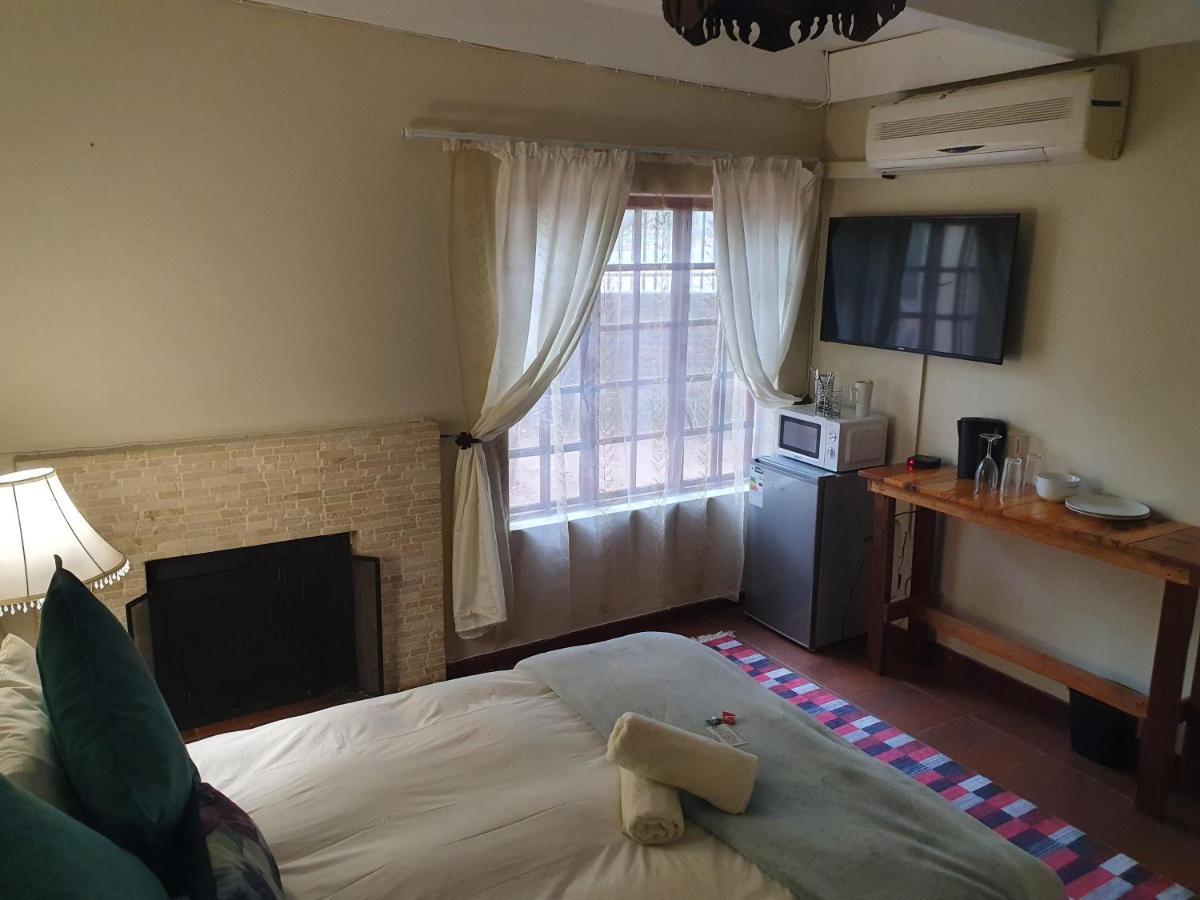 Sun Deck Lodge Hartbeespoort Zewnętrze zdjęcie