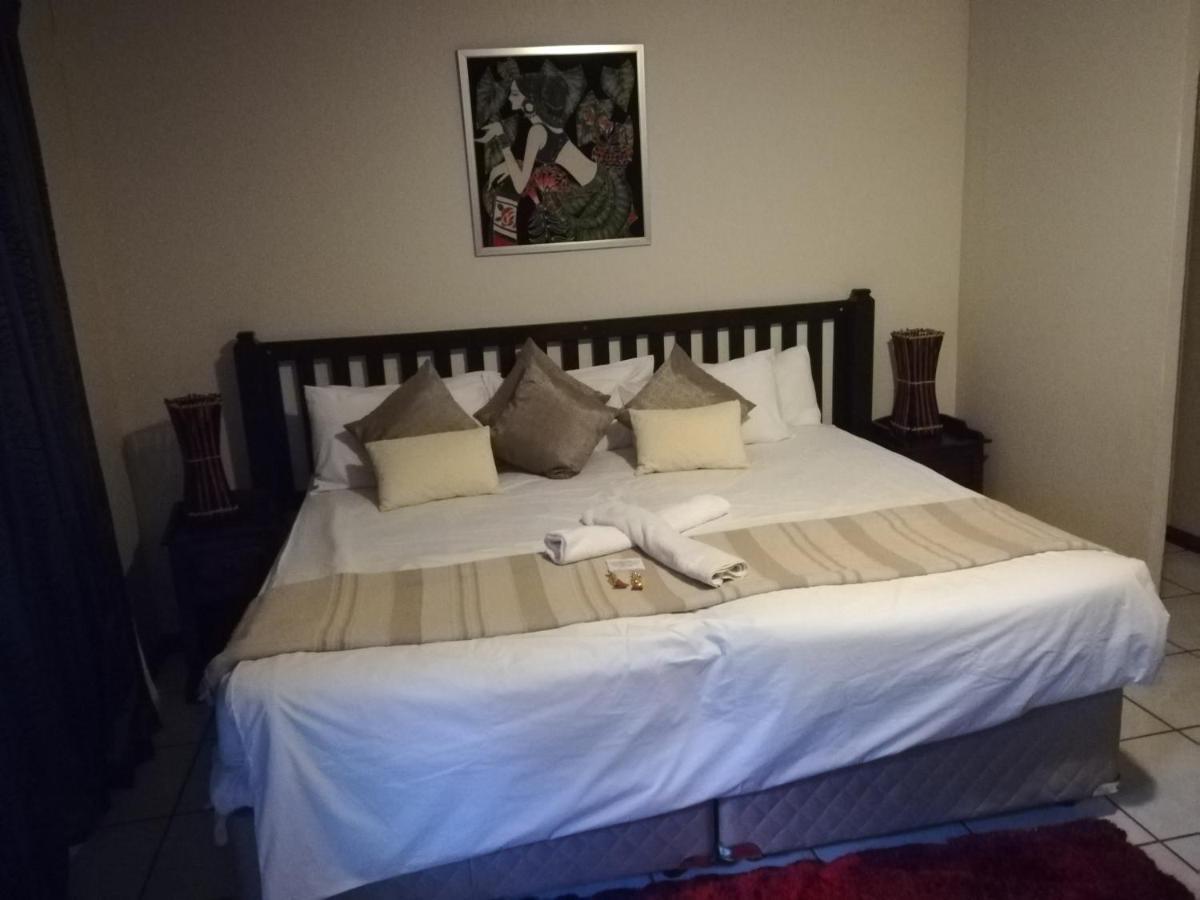 Sun Deck Lodge Hartbeespoort Zewnętrze zdjęcie