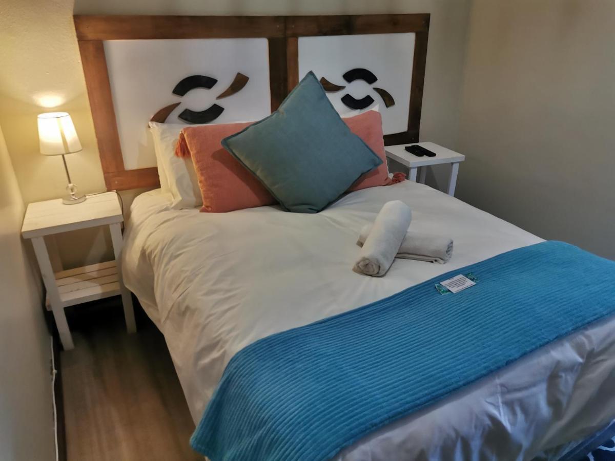 Sun Deck Lodge Hartbeespoort Zewnętrze zdjęcie