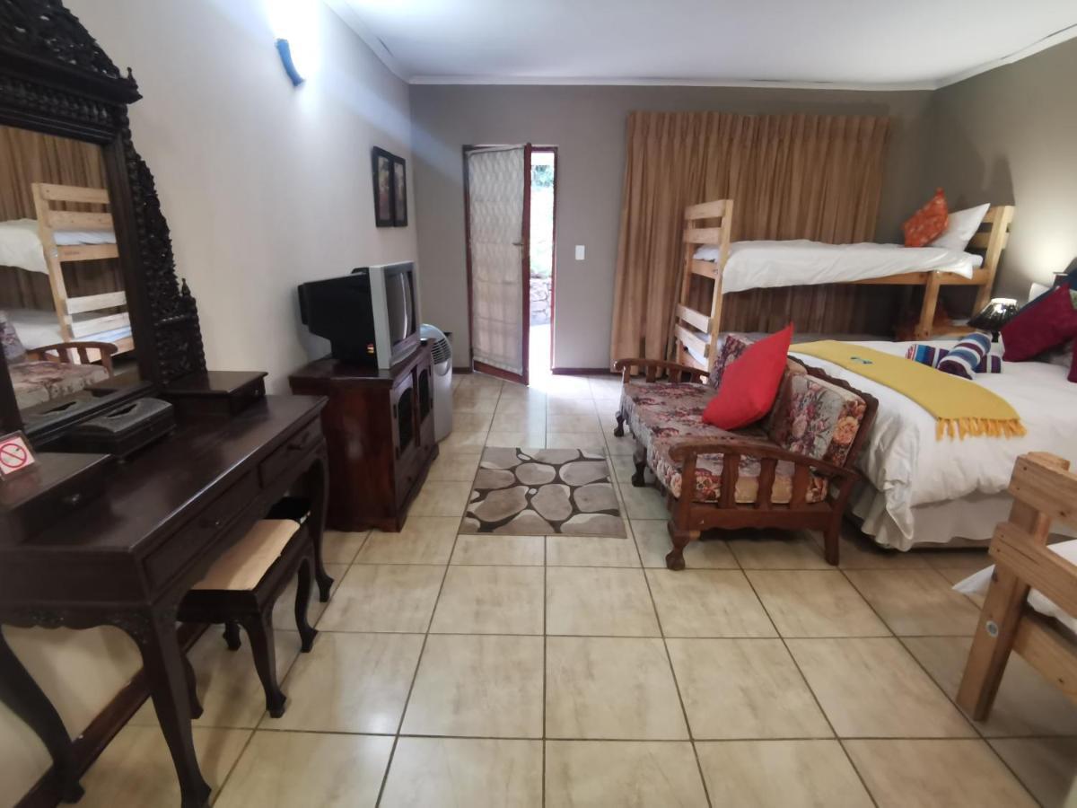 Sun Deck Lodge Hartbeespoort Zewnętrze zdjęcie