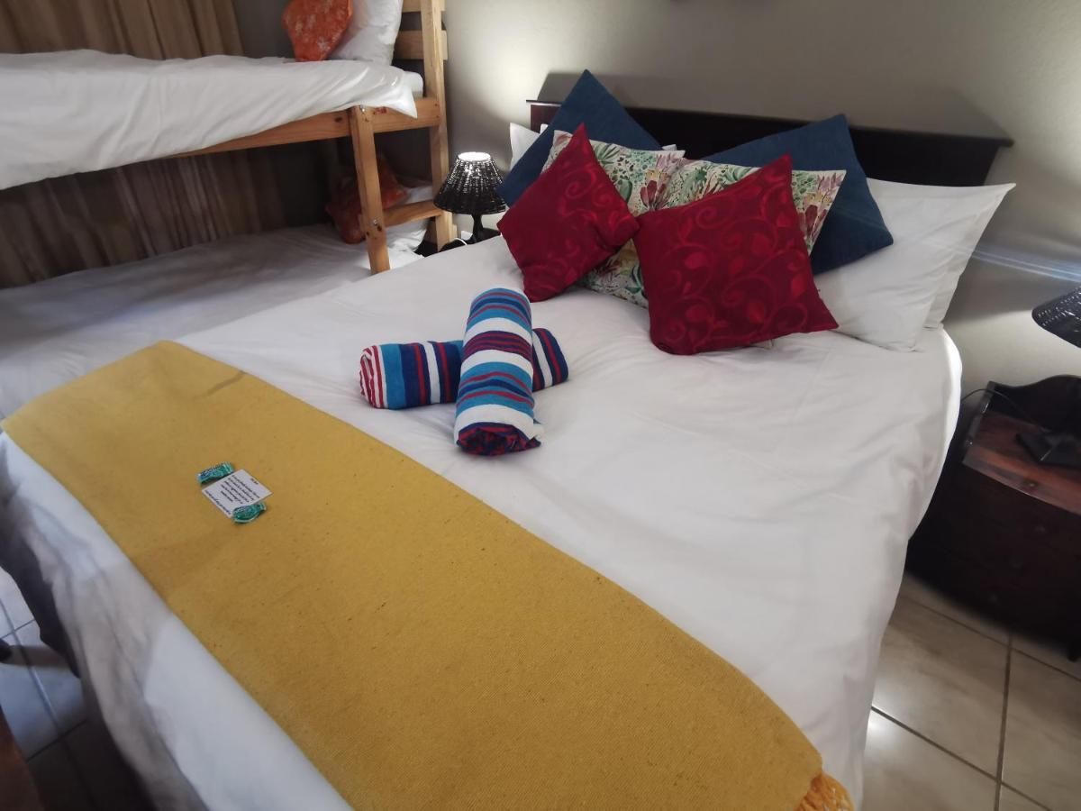 Sun Deck Lodge Hartbeespoort Zewnętrze zdjęcie